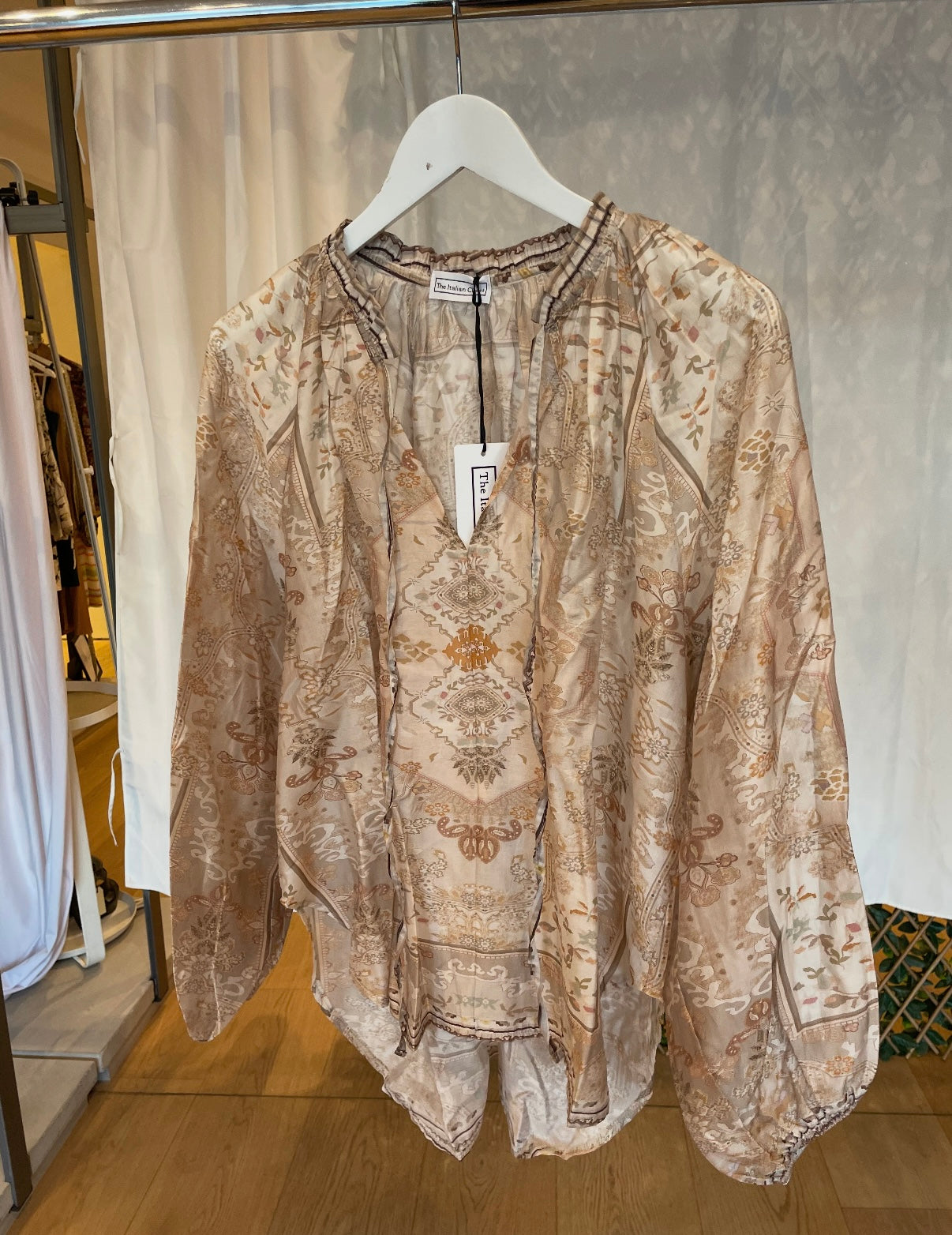 The Italian Closet Cream & Grey Paisley Blouse