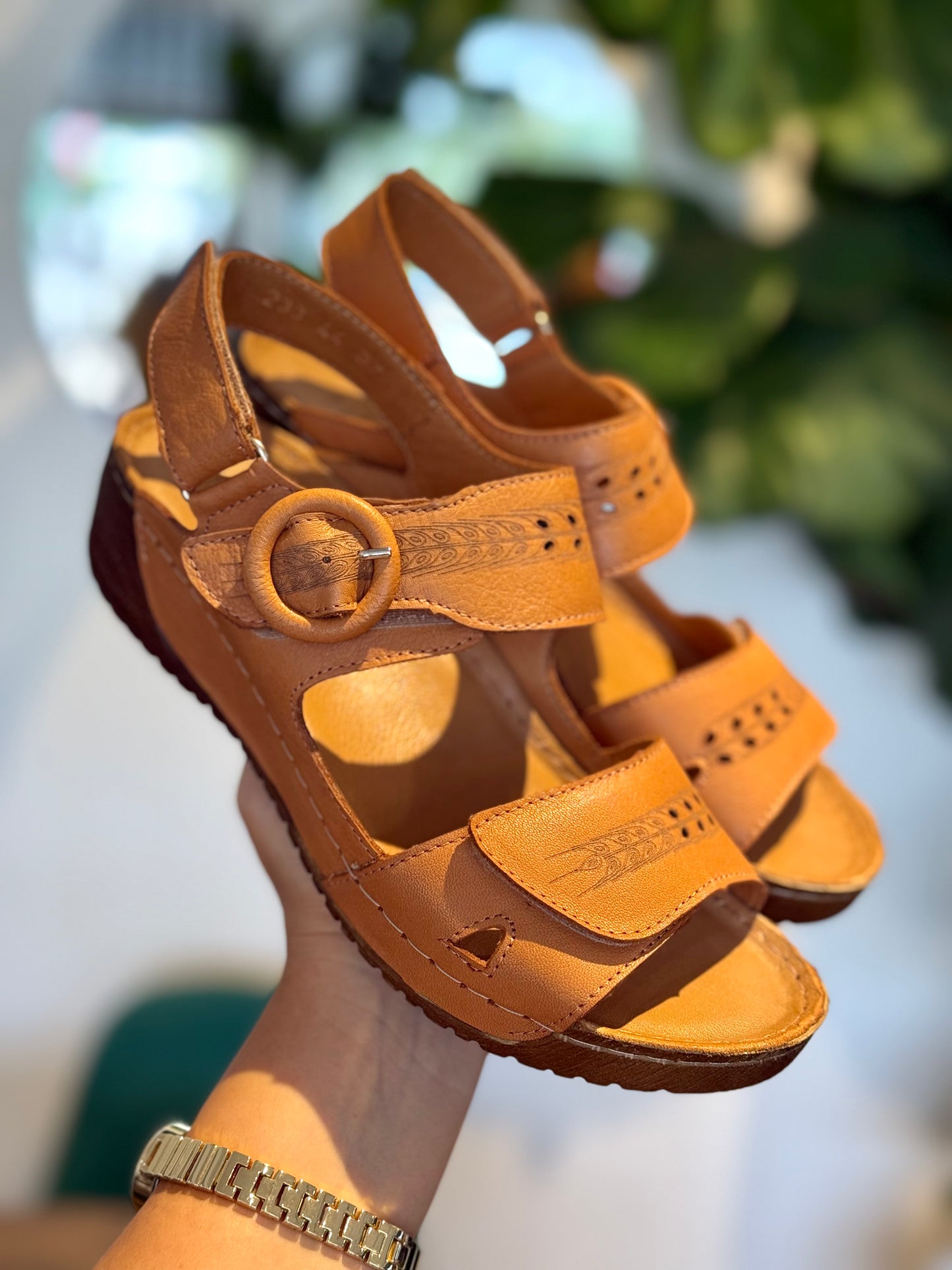 Bonnii Endor Tan Leather Velcro Sandals