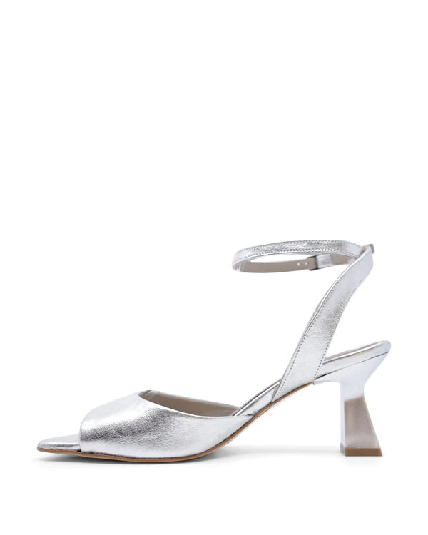 Bueno Tessa Silver Heels