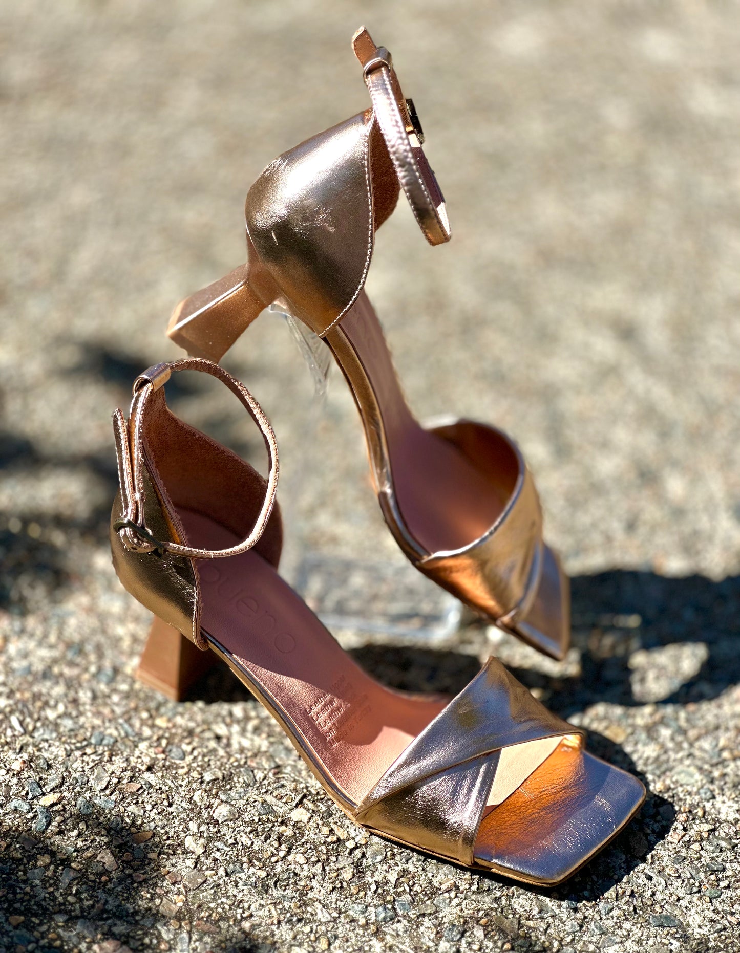 Bueno Tegan Rose Gold Metallic Heel