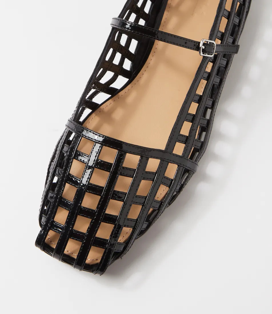 Mollini Taints Black Patent Leather Ballet Flats