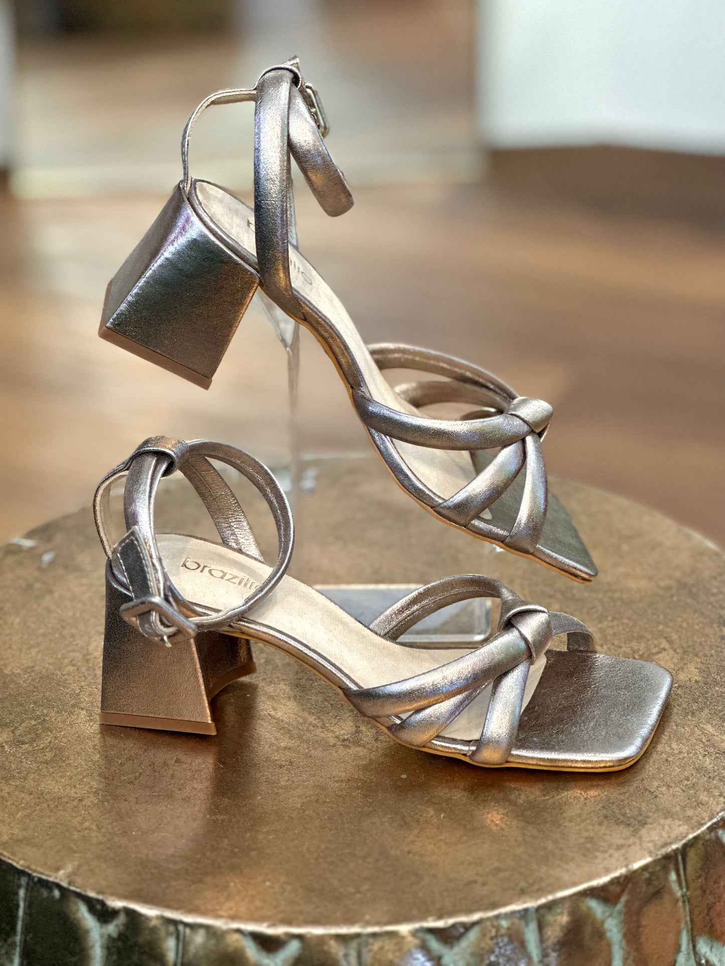 Brazilio Knot Block Heel