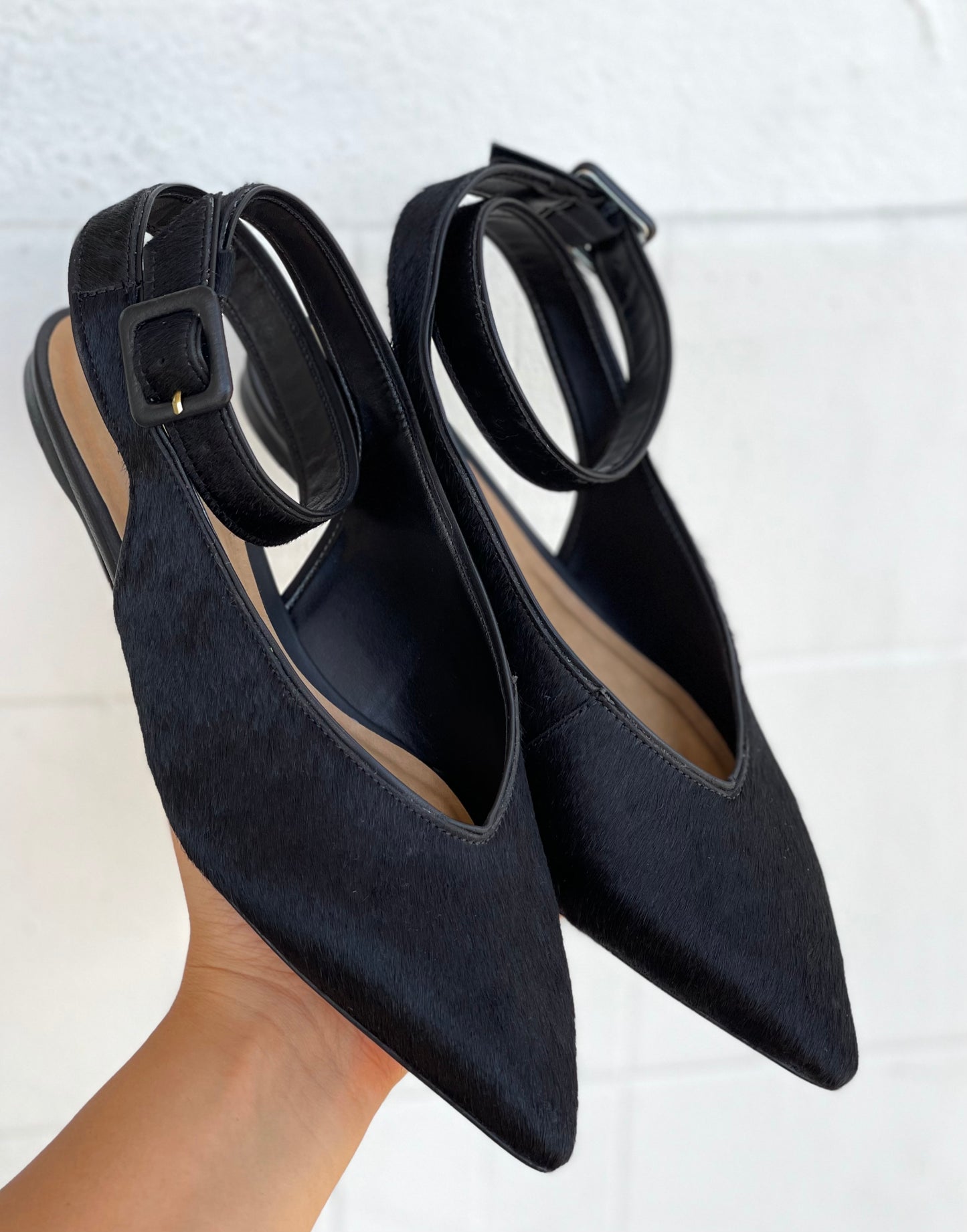 Carrano Vacuum Black Hide Flats