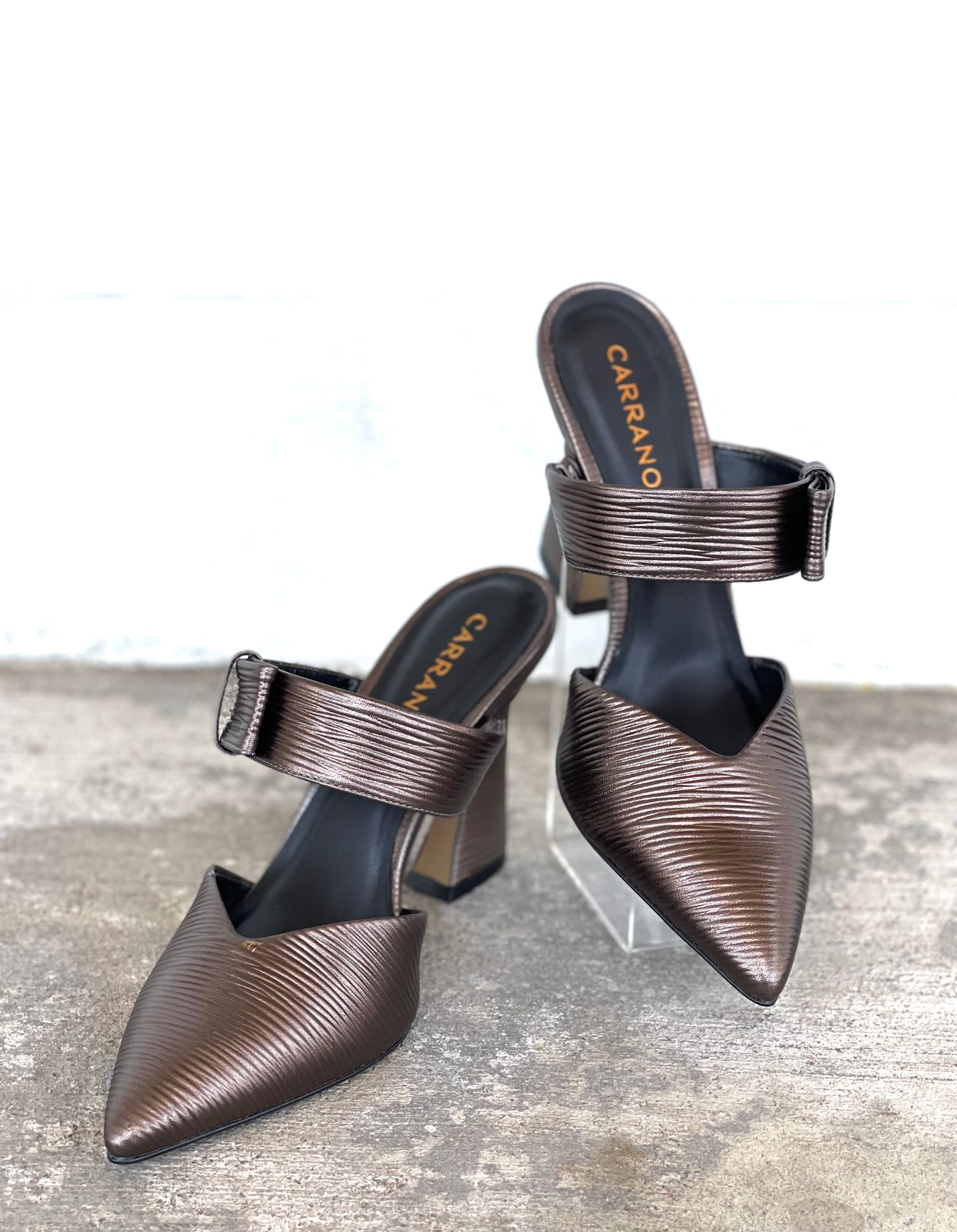 Carrano Wrinkle Grafite Heels