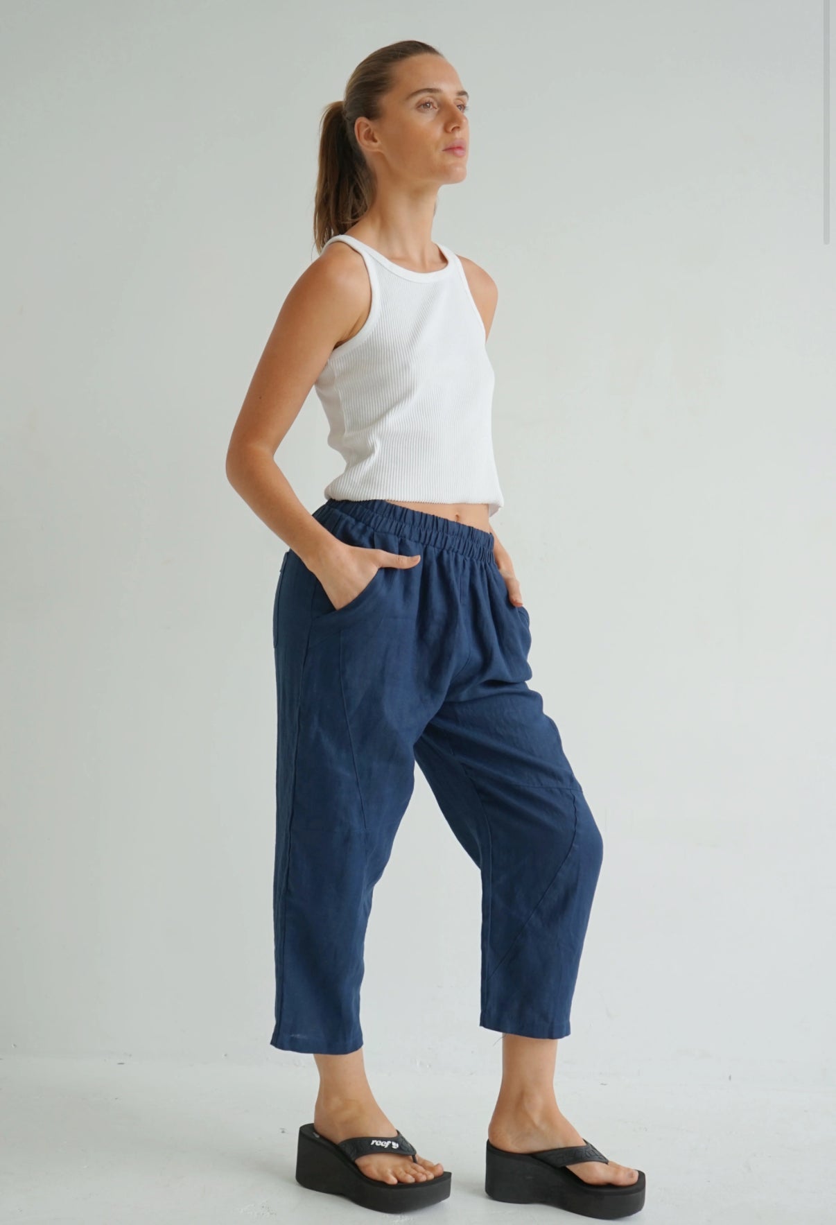 Worthier Novie Navy Linen Pant