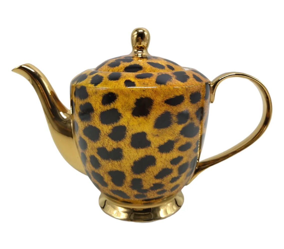 LyndalT Teapot