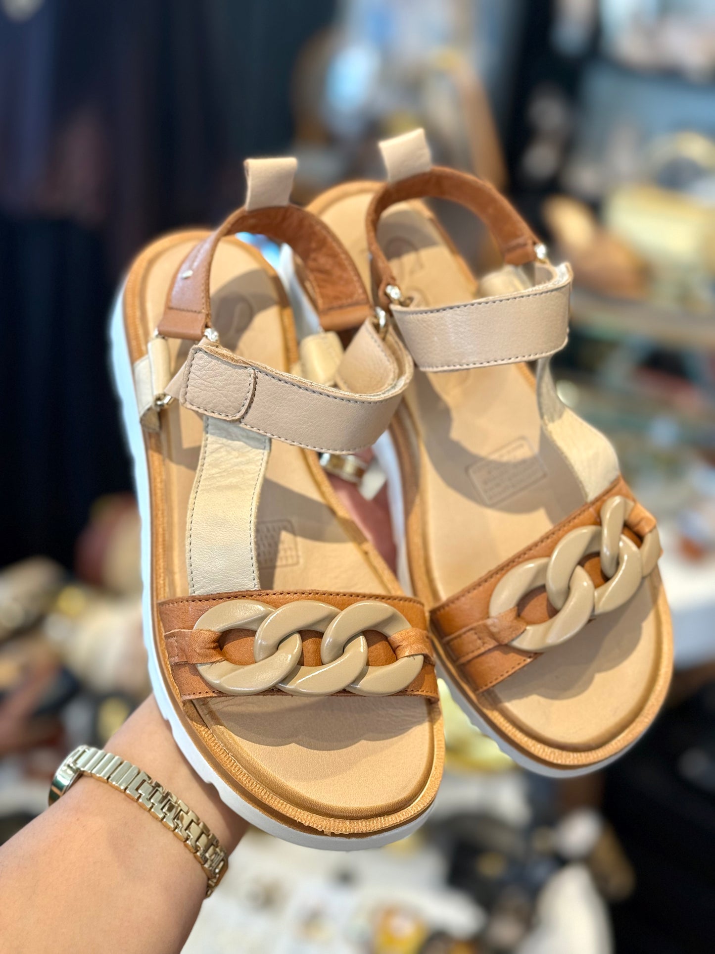Sala Europe Chain Sandals - Camel Combo