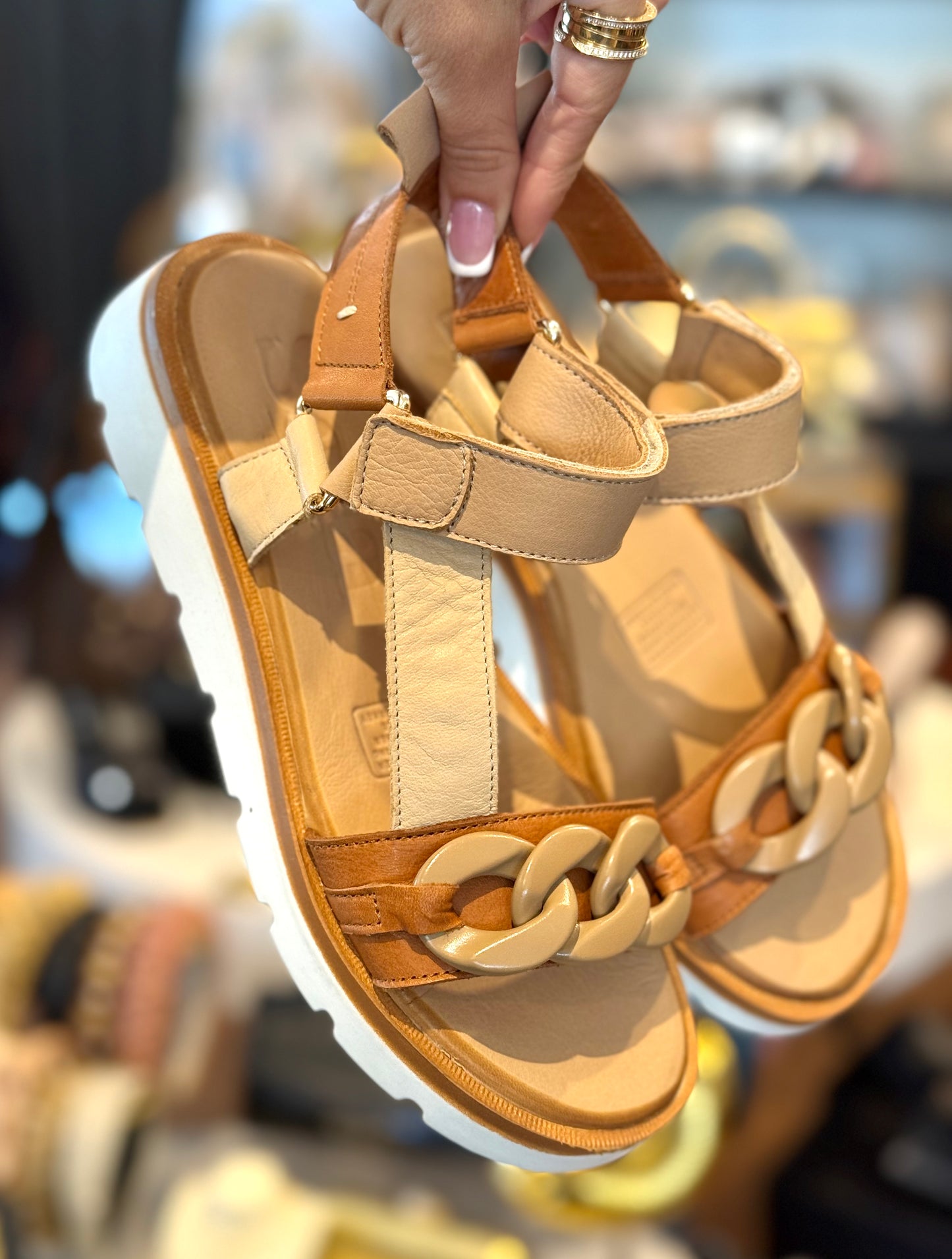 Sala Europe Chain Sandals - Camel Combo