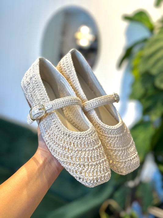 SIZE 7 / Mollini Prado Natural Woven Flat Shoes