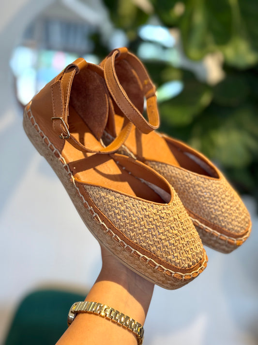 Luna Sole Kiss Tan Raffia Sandals