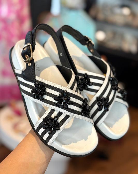 Chrissie Summer Black & White Sandals