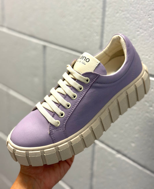 Bueno Lilac Satine Sneakers