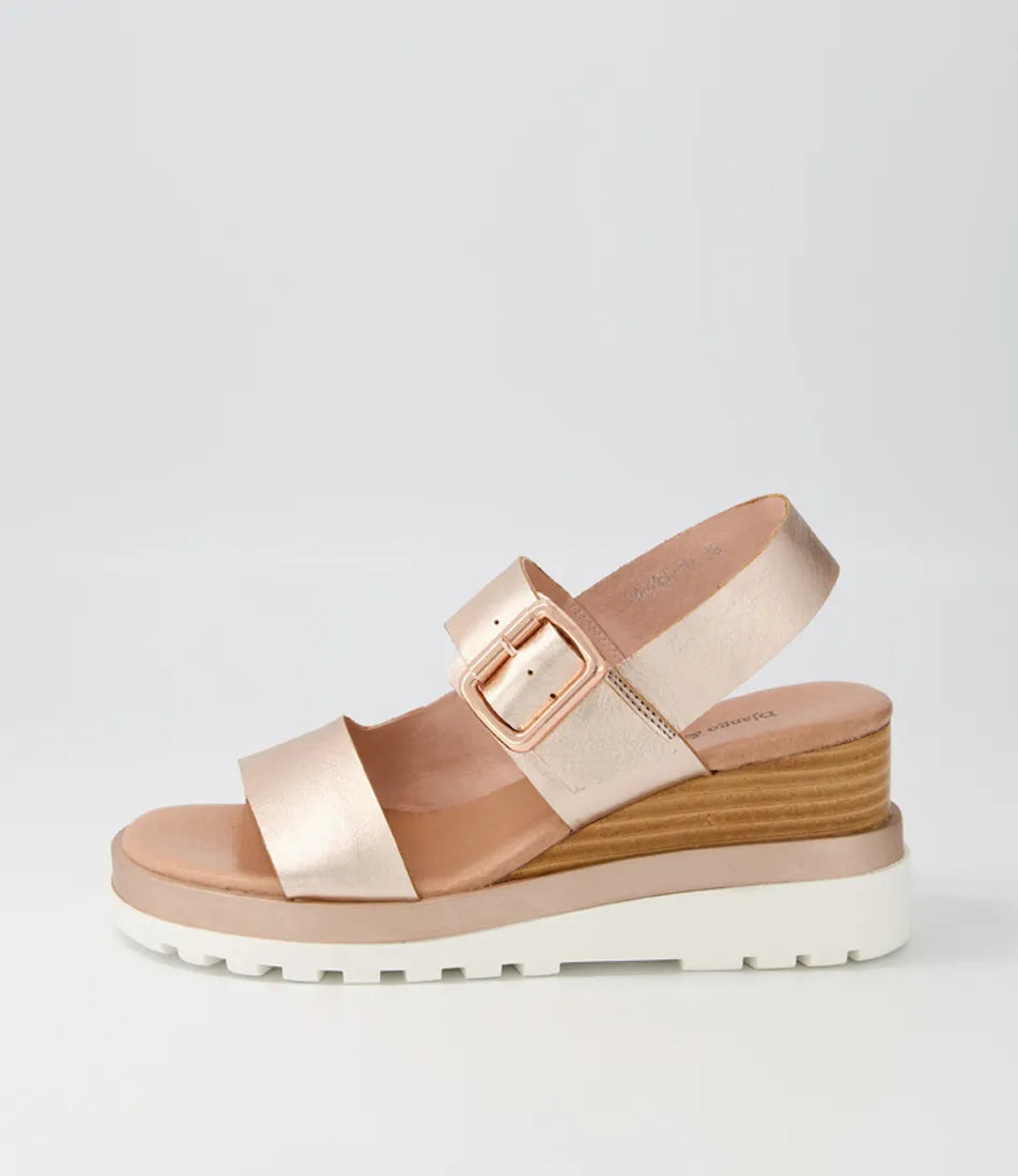 Django & Juliette Barmer Champagne Leather Sandals